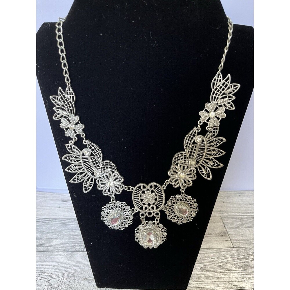 Floral Silver Tone Statement Chain Link Necklace Faux Crystals 21" Adjustable